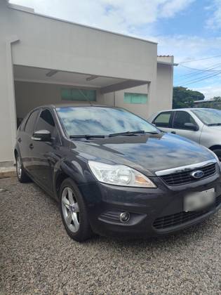 FORD FOCUS 2.0 16V FLEX 4P AUTOMÁTICO